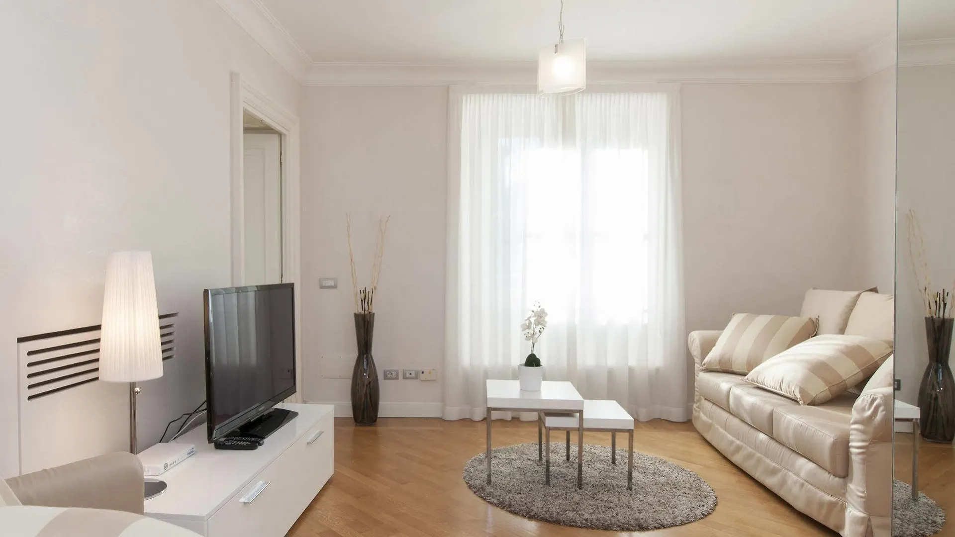 Milan Royal Suites