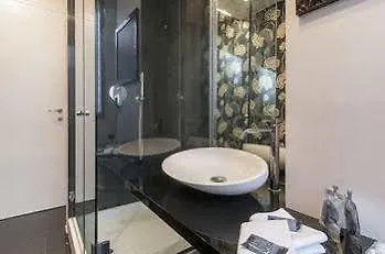 מלון Milan Royal Suites
