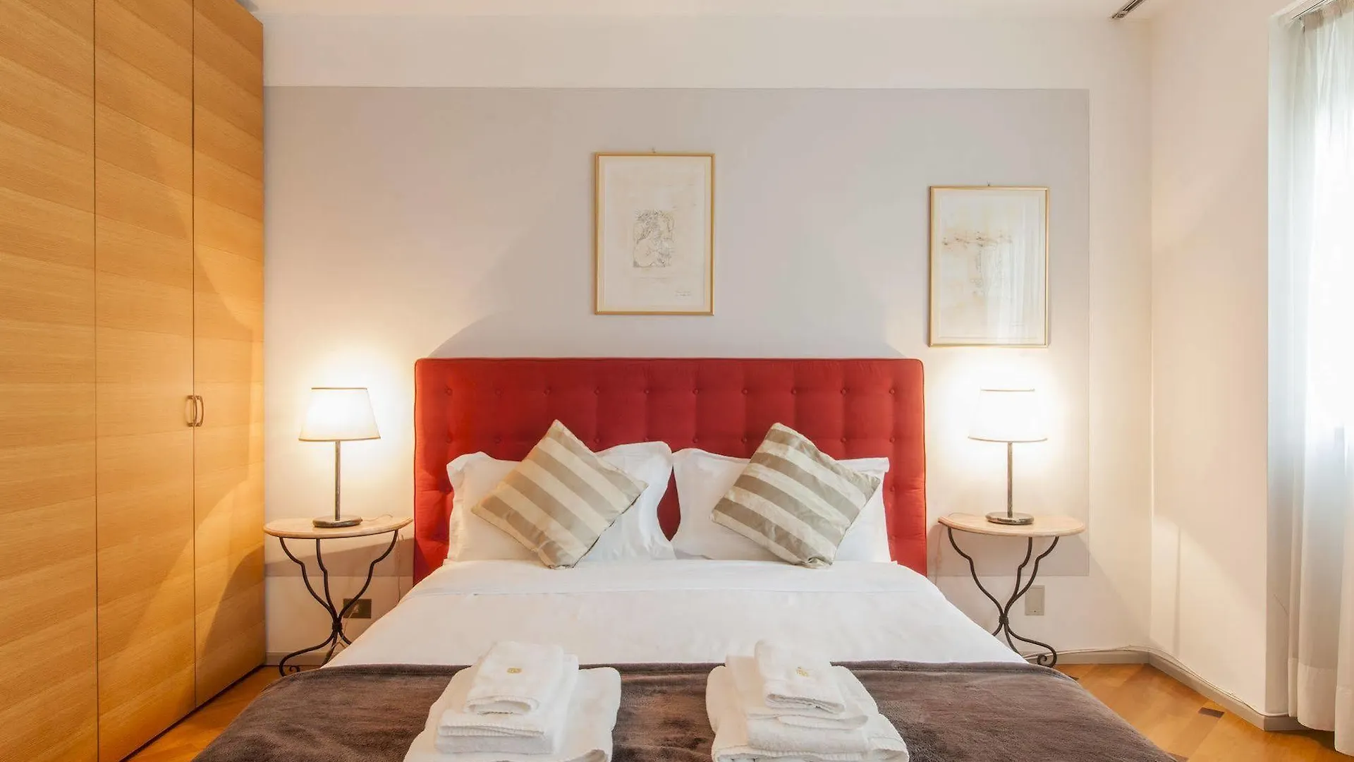 Milan Royal Suites מלון