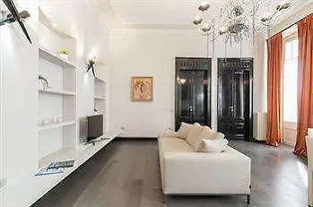 Milan Royal Suites Hotel